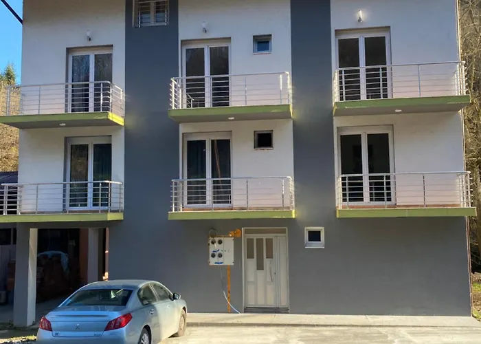 Braca Kovacevic Apartmán Foca