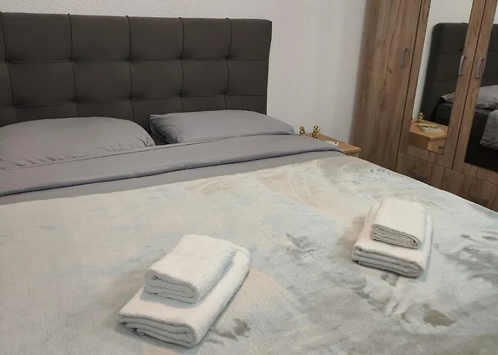 Braca Kovacevic Apartmán Foca