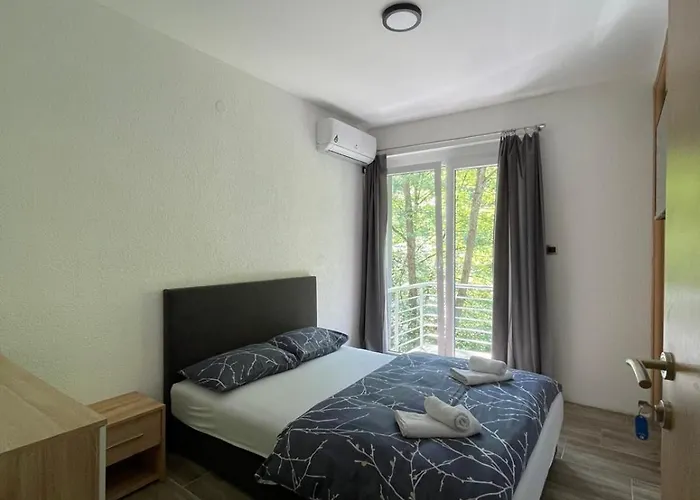 Braca Kovacevic شقة